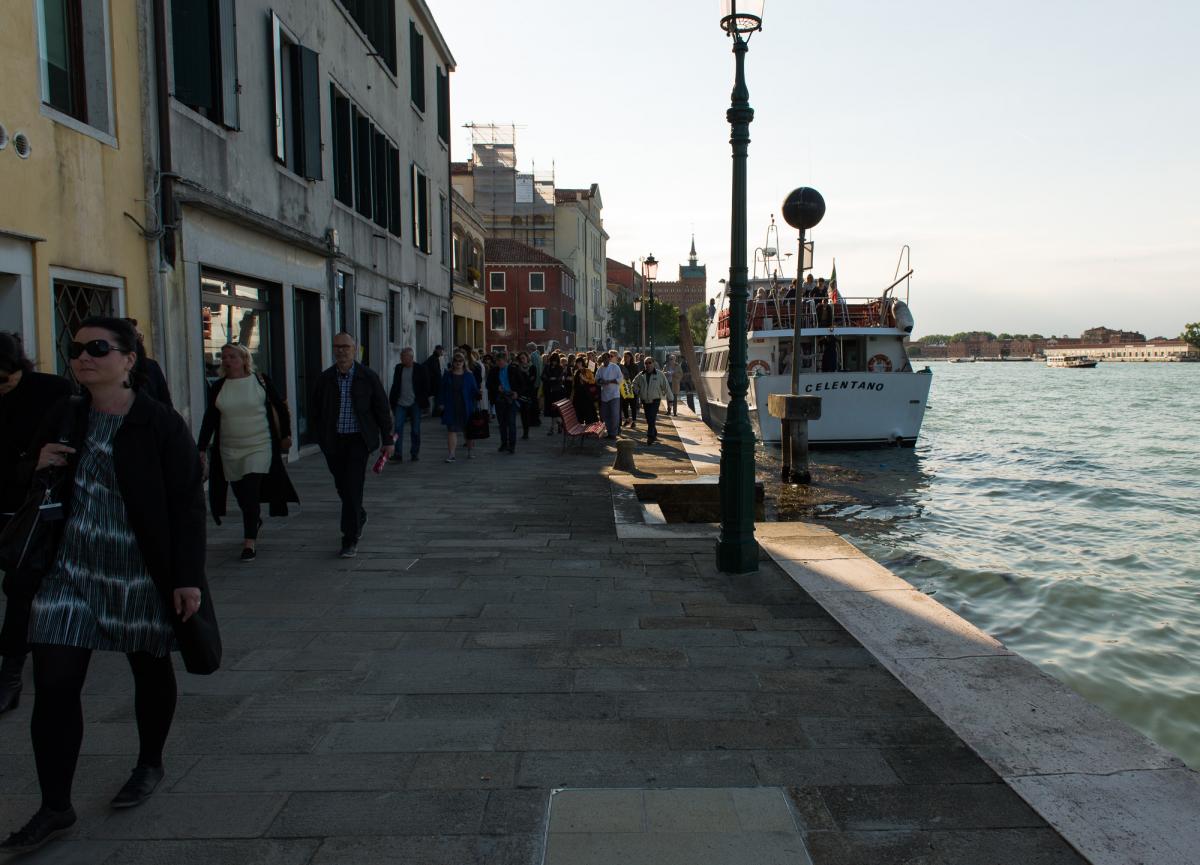 Katunäkymä Venetsiassa.