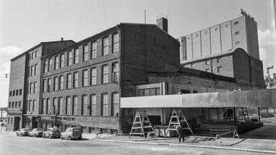 Helsingin Myllyn rakennus Helsingin Sörnäisissä vuonna 1976